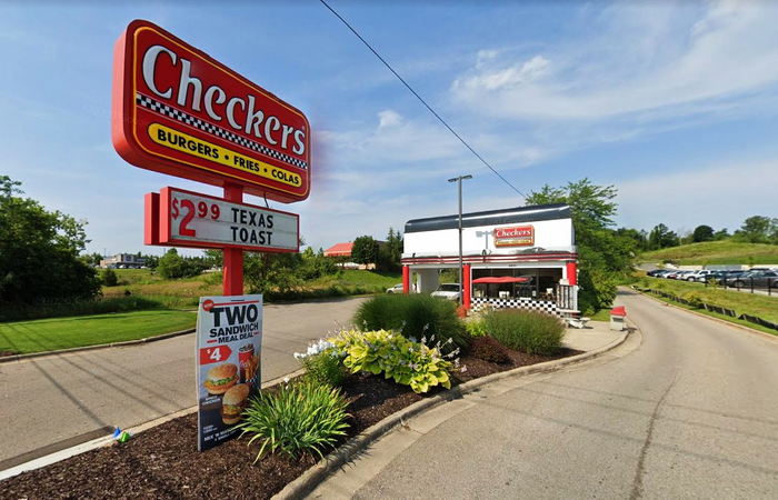 Hot n Now Hamburgers - Comstock Park - 4201 Alpine Ave Nw